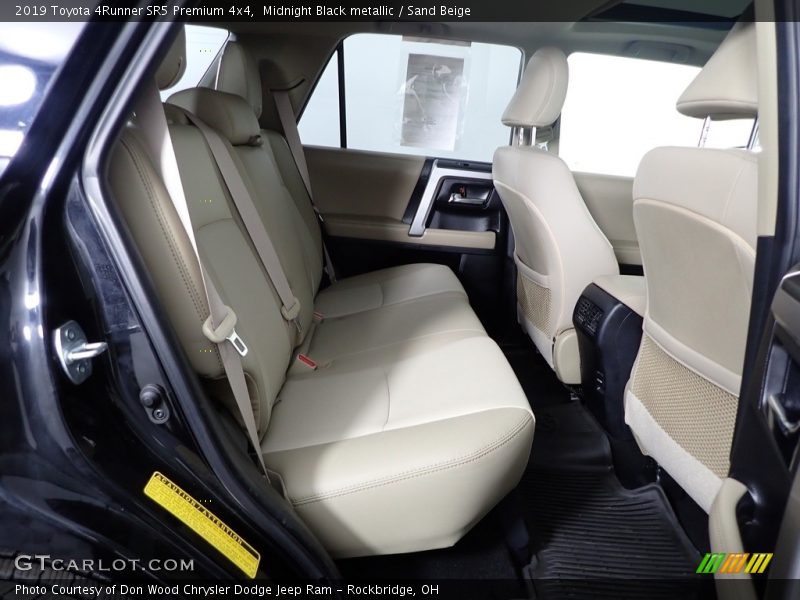 Midnight Black metallic / Sand Beige 2019 Toyota 4Runner SR5 Premium 4x4