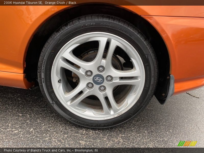 Orange Crush / Black 2006 Hyundai Tiburon SE