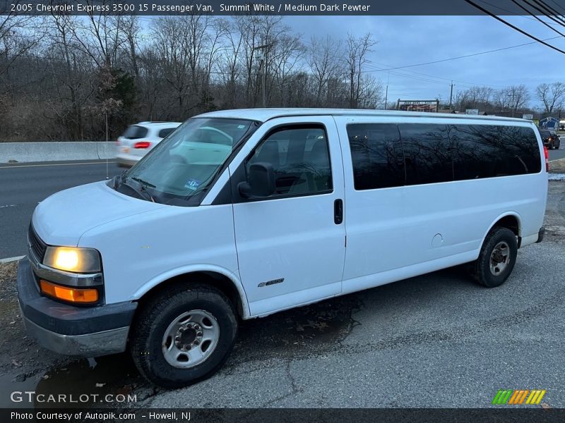 Summit White / Medium Dark Pewter 2005 Chevrolet Express 3500 15 Passenger Van