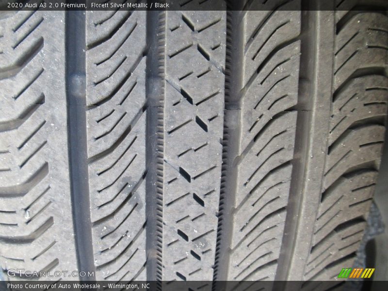 Florett Silver Metallic / Black 2020 Audi A3 2.0 Premium