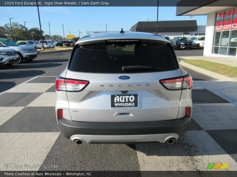 Ingot Silver Metallic / Dark Earth Gray 2020 Ford Escape SE