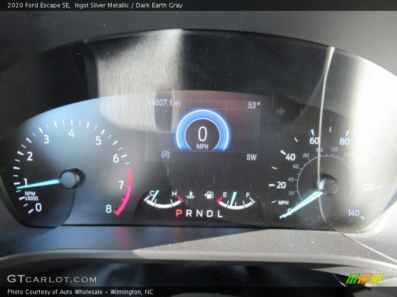 Ingot Silver Metallic / Dark Earth Gray 2020 Ford Escape SE