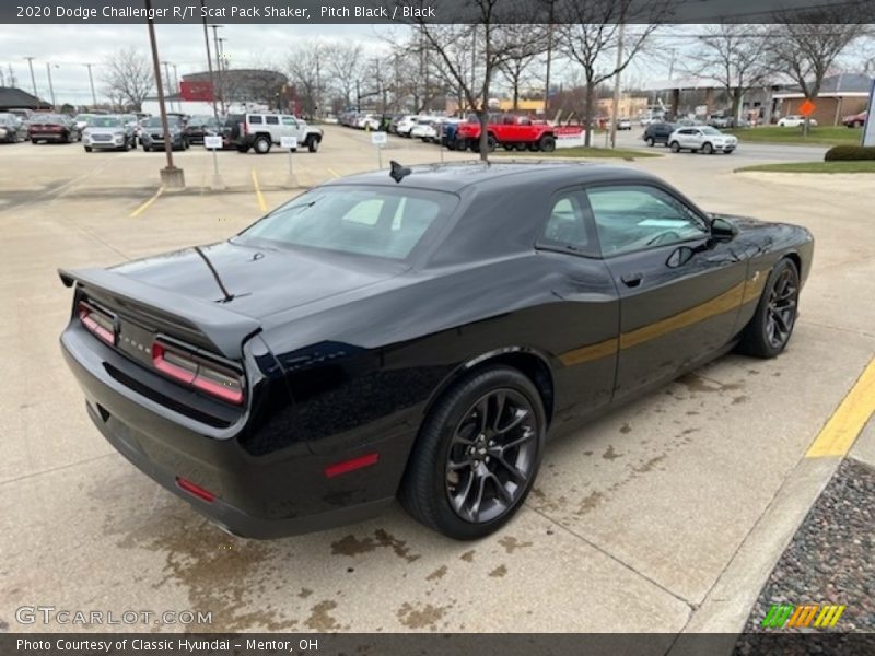 Pitch Black / Black 2020 Dodge Challenger R/T Scat Pack Shaker