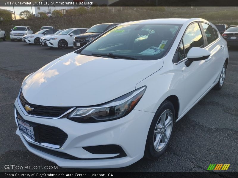 Summit White / Jet Black 2017 Chevrolet Cruze LT