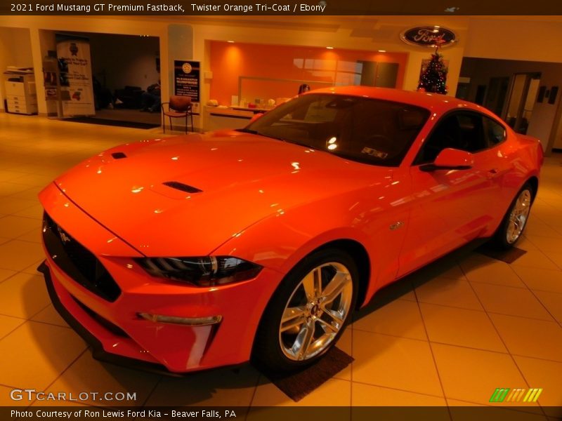 Twister Orange Tri-Coat / Ebony 2021 Ford Mustang GT Premium Fastback