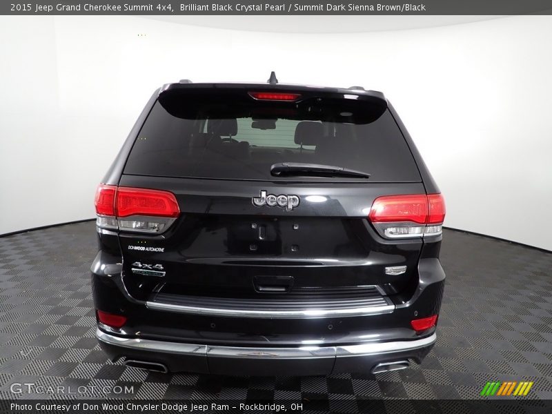 Brilliant Black Crystal Pearl / Summit Dark Sienna Brown/Black 2015 Jeep Grand Cherokee Summit 4x4