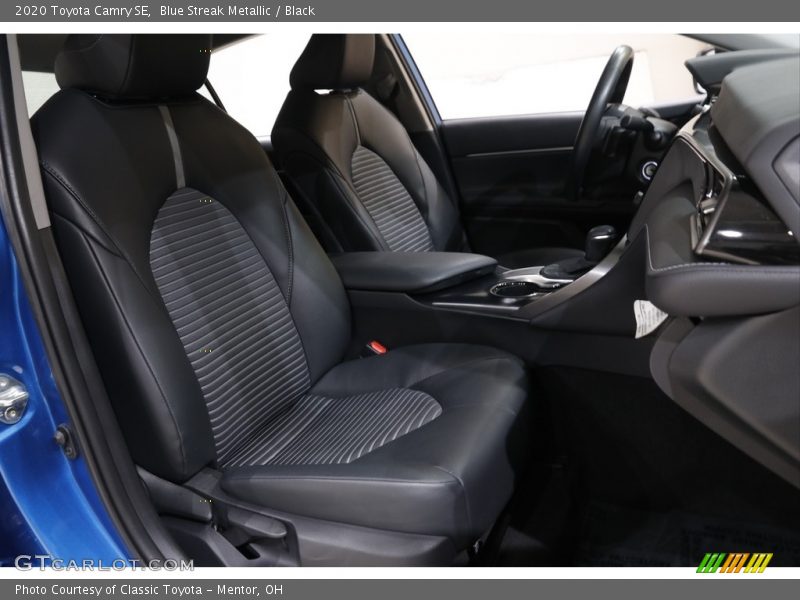 Blue Streak Metallic / Black 2020 Toyota Camry SE