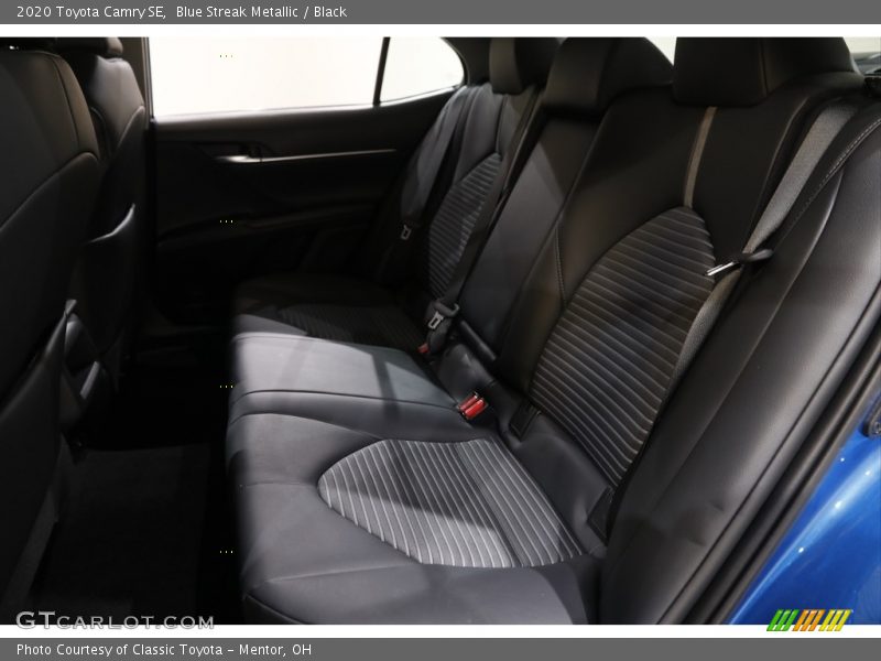 Blue Streak Metallic / Black 2020 Toyota Camry SE