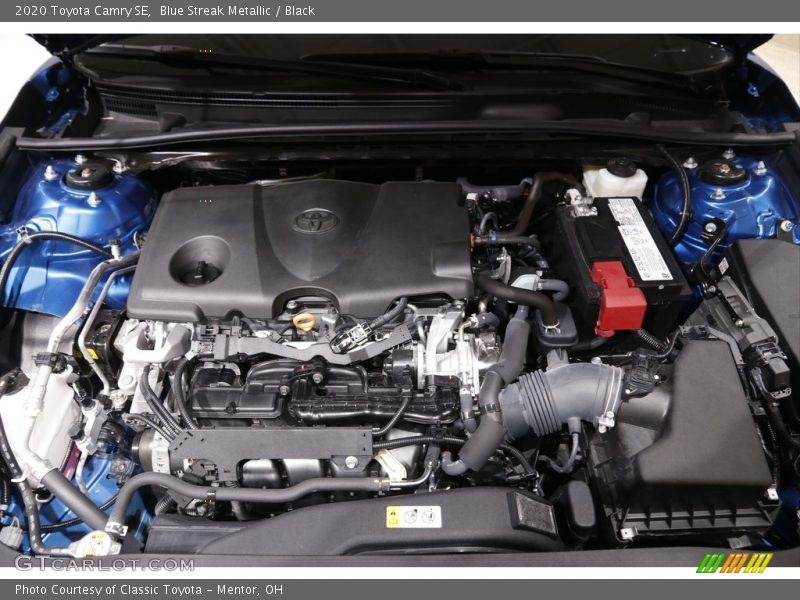 Blue Streak Metallic / Black 2020 Toyota Camry SE
