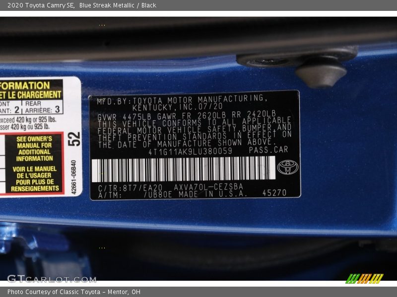 Blue Streak Metallic / Black 2020 Toyota Camry SE