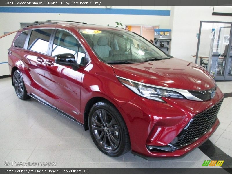 Ruby Flare Pearl / Gray 2021 Toyota Sienna XSE Hybrid