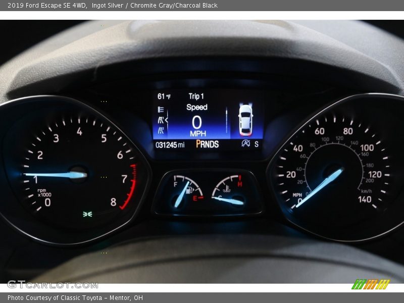 Ingot Silver / Chromite Gray/Charcoal Black 2019 Ford Escape SE 4WD