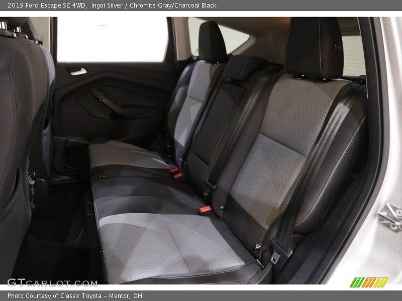 Ingot Silver / Chromite Gray/Charcoal Black 2019 Ford Escape SE 4WD