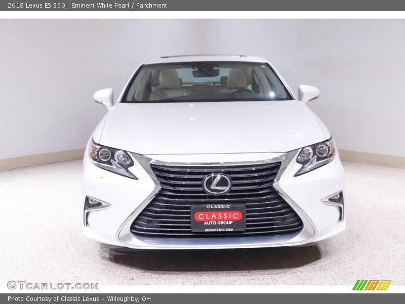 Eminent White Pearl / Parchment 2018 Lexus ES 350