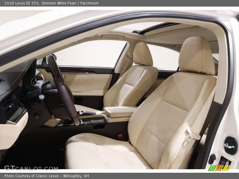 Eminent White Pearl / Parchment 2018 Lexus ES 350