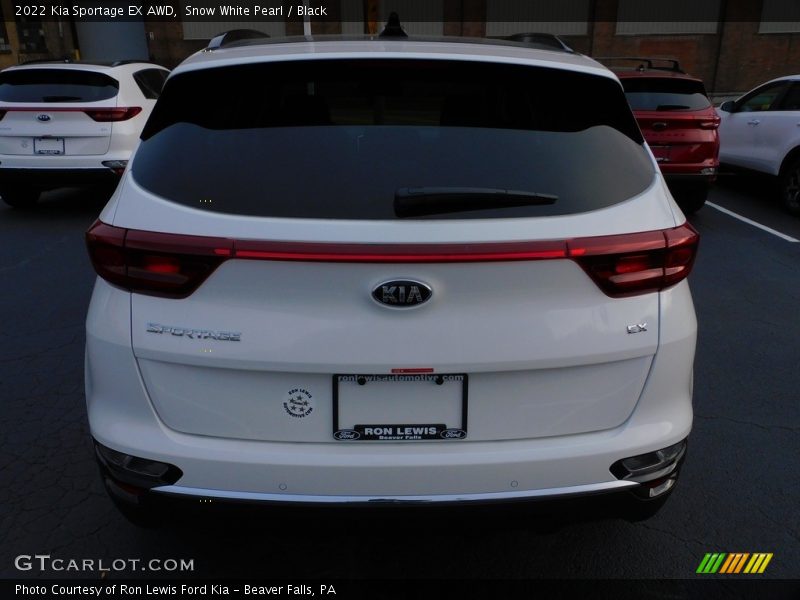 Snow White Pearl / Black 2022 Kia Sportage EX AWD