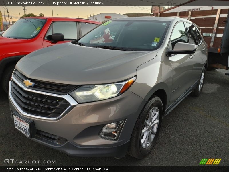 Pepperdust Metallic / Jet Black 2018 Chevrolet Equinox LT