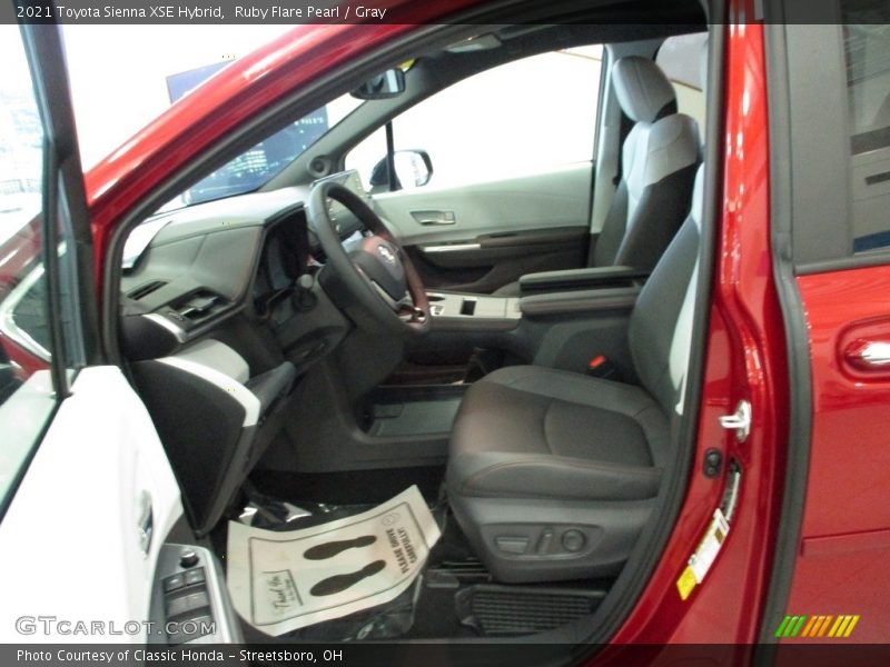 Ruby Flare Pearl / Gray 2021 Toyota Sienna XSE Hybrid