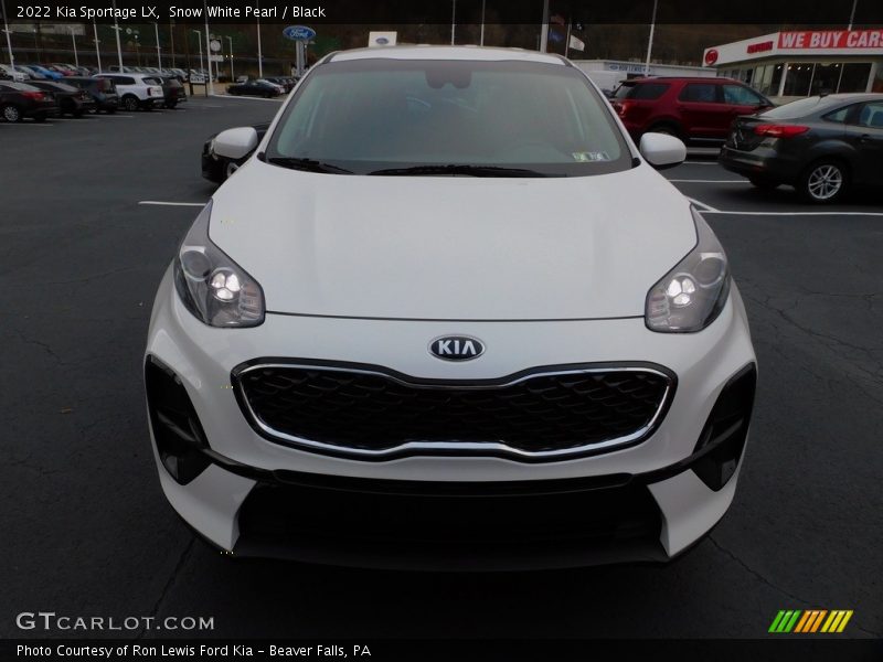 Snow White Pearl / Black 2022 Kia Sportage LX