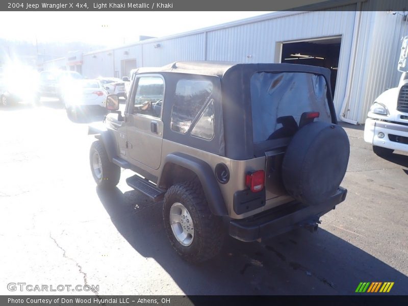 Light Khaki Metallic / Khaki 2004 Jeep Wrangler X 4x4