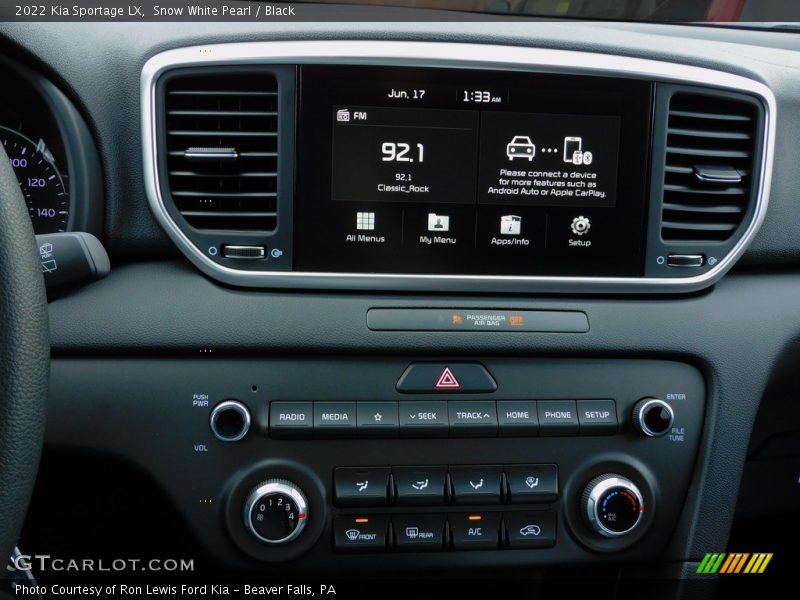 Snow White Pearl / Black 2022 Kia Sportage LX