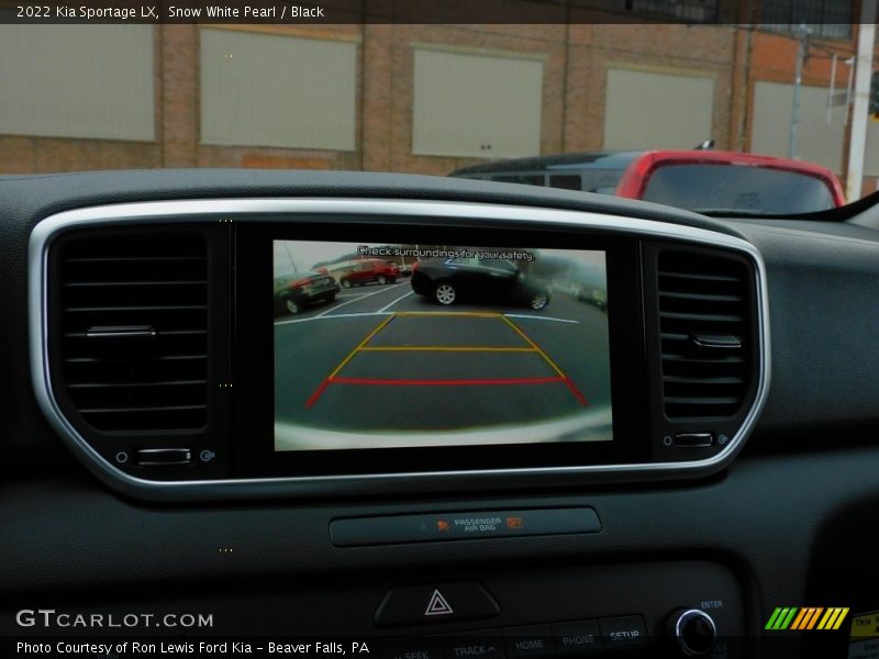 Snow White Pearl / Black 2022 Kia Sportage LX