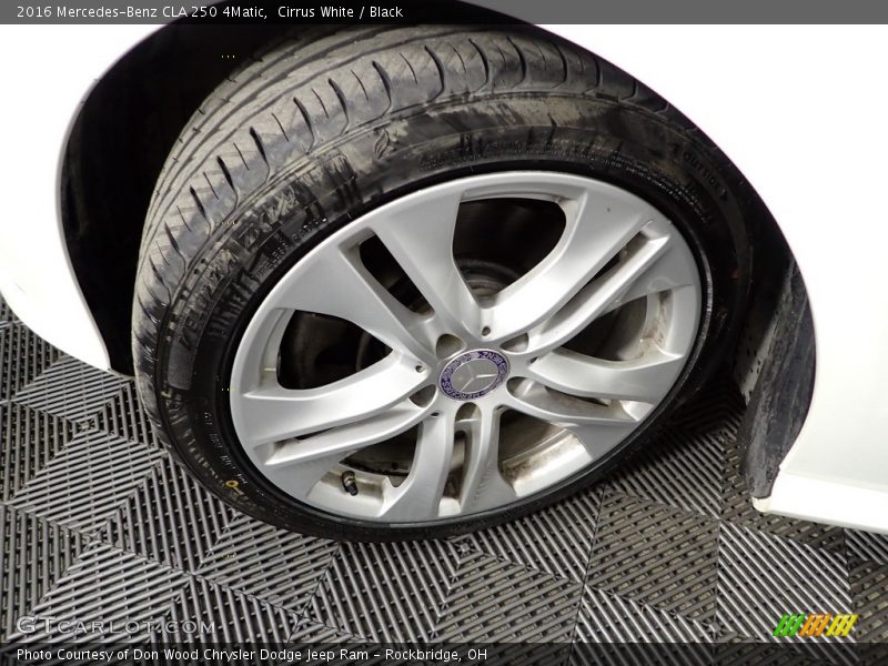 Cirrus White / Black 2016 Mercedes-Benz CLA 250 4Matic