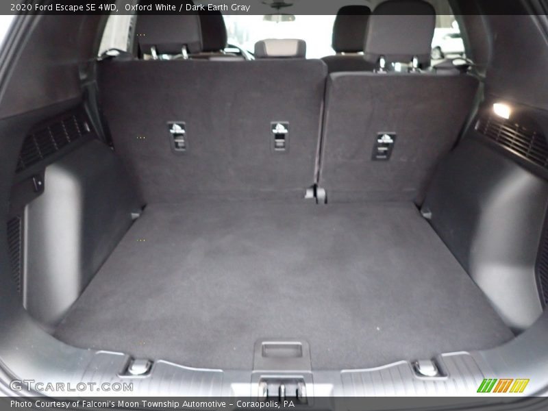 Oxford White / Dark Earth Gray 2020 Ford Escape SE 4WD