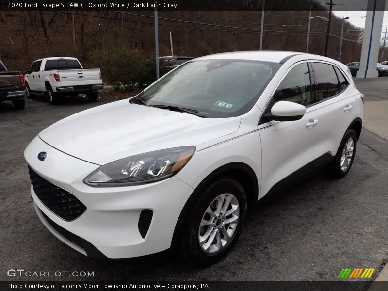 Oxford White / Dark Earth Gray 2020 Ford Escape SE 4WD