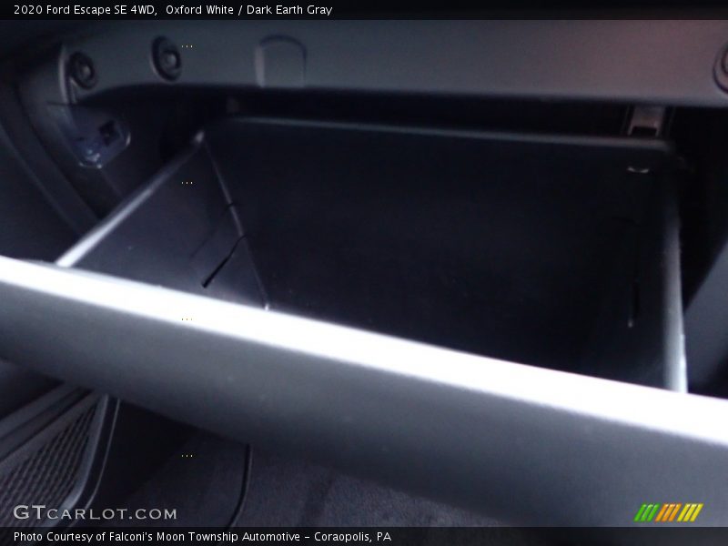 Oxford White / Dark Earth Gray 2020 Ford Escape SE 4WD