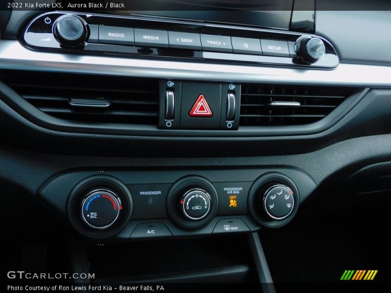 Aurora Black / Black 2022 Kia Forte LXS
