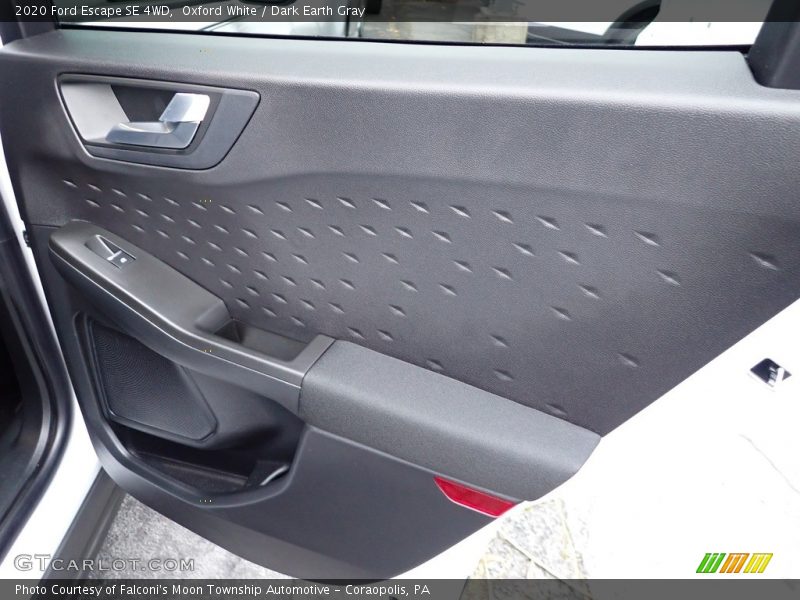 Oxford White / Dark Earth Gray 2020 Ford Escape SE 4WD
