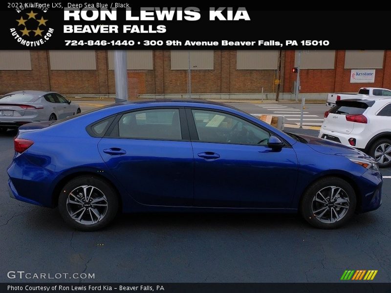 Deep Sea Blue / Black 2022 Kia Forte LXS