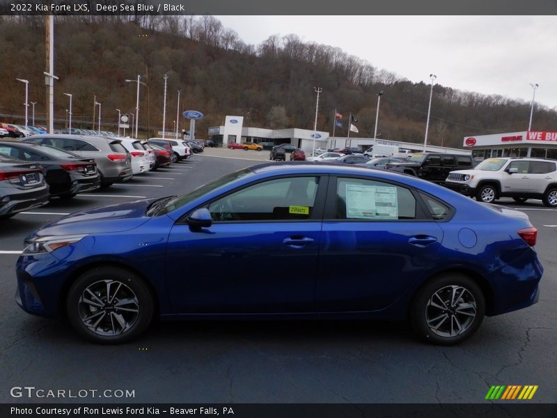 Deep Sea Blue / Black 2022 Kia Forte LXS