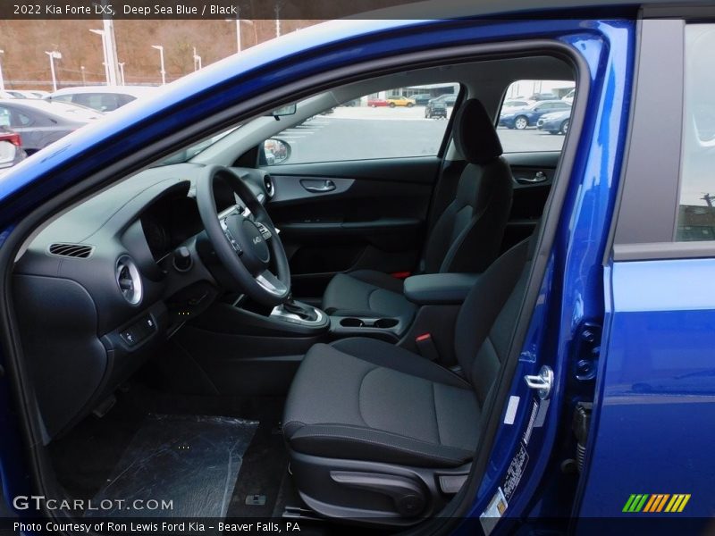 Deep Sea Blue / Black 2022 Kia Forte LXS