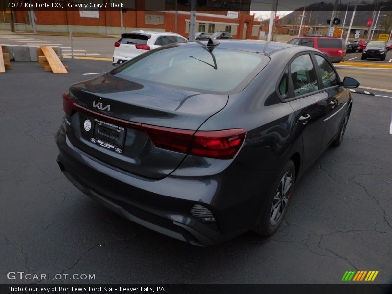 Gravity Gray / Black 2022 Kia Forte LXS