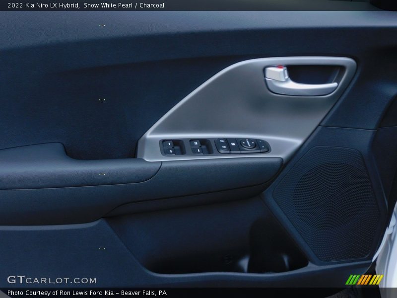 Snow White Pearl / Charcoal 2022 Kia Niro LX Hybrid