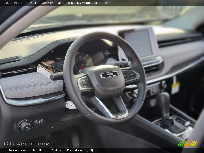 Diamond Black Crystal Pearl / Black 2022 Jeep Compass Latitude 4x4
