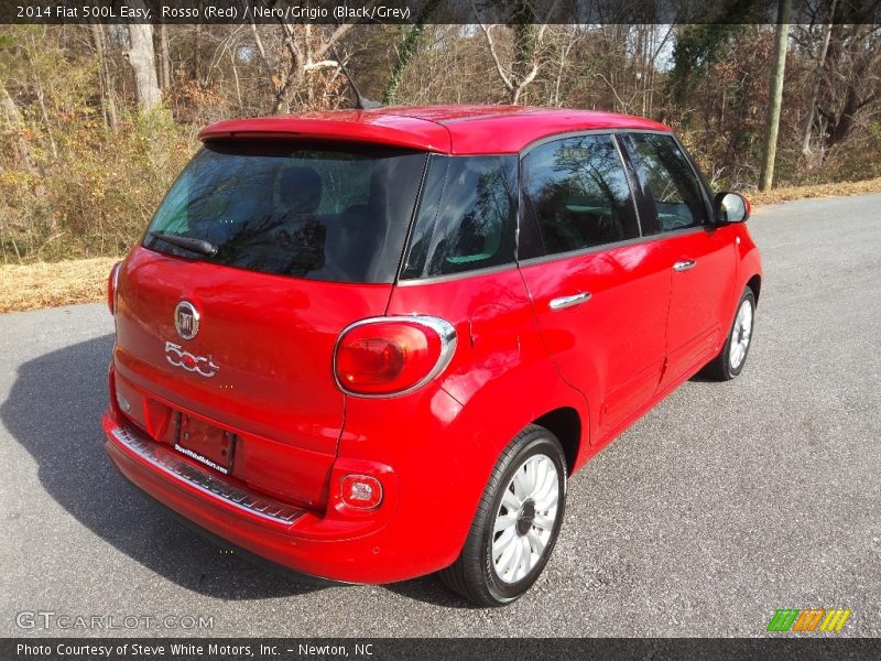 Rosso (Red) / Nero/Grigio (Black/Grey) 2014 Fiat 500L Easy