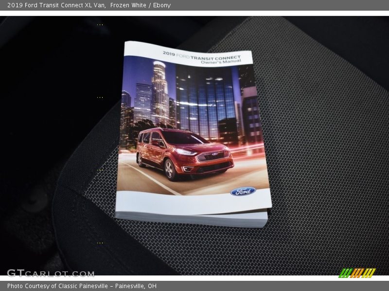 Frozen White / Ebony 2019 Ford Transit Connect XL Van