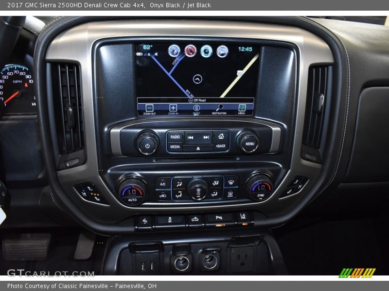 Onyx Black / Jet Black 2017 GMC Sierra 2500HD Denali Crew Cab 4x4