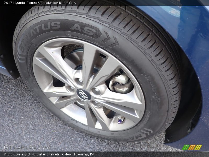Lakeside Blue / Gray 2017 Hyundai Elantra SE