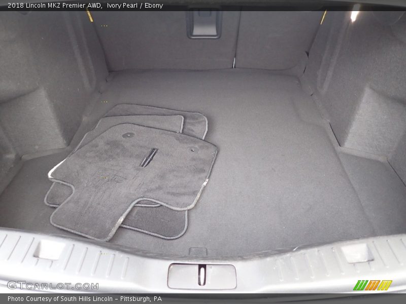 Ivory Pearl / Ebony 2018 Lincoln MKZ Premier AWD