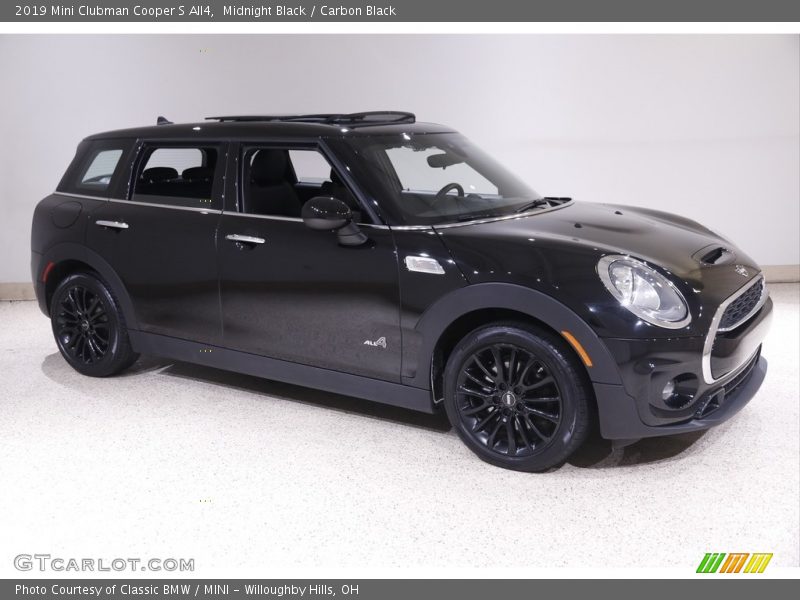 Midnight Black / Carbon Black 2019 Mini Clubman Cooper S All4