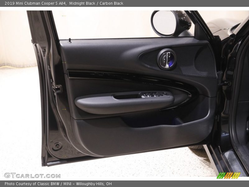 Midnight Black / Carbon Black 2019 Mini Clubman Cooper S All4
