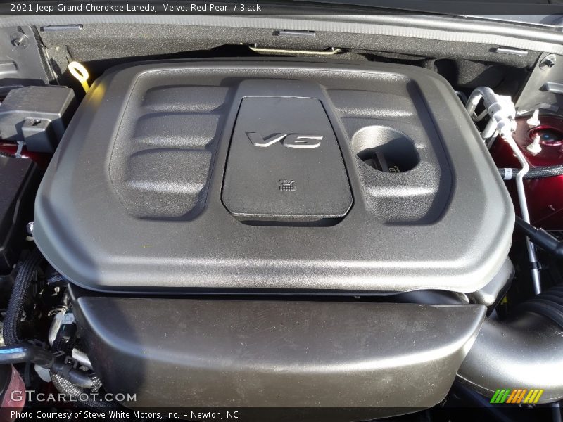 Velvet Red Pearl / Black 2021 Jeep Grand Cherokee Laredo