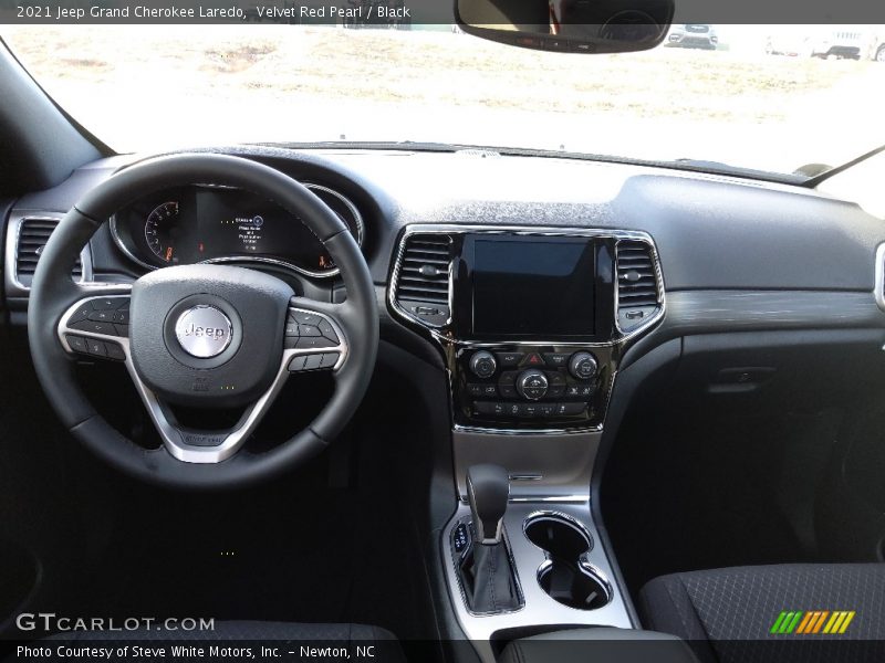 Velvet Red Pearl / Black 2021 Jeep Grand Cherokee Laredo