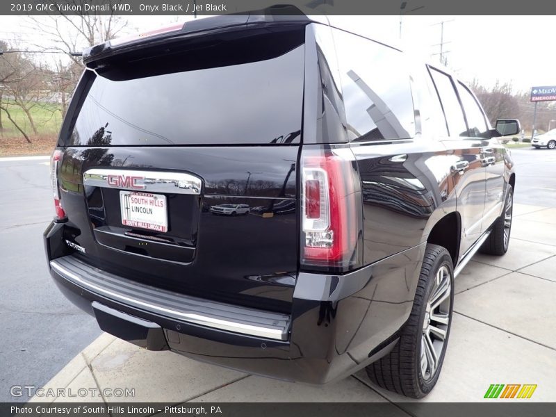 Onyx Black / Jet Black 2019 GMC Yukon Denali 4WD