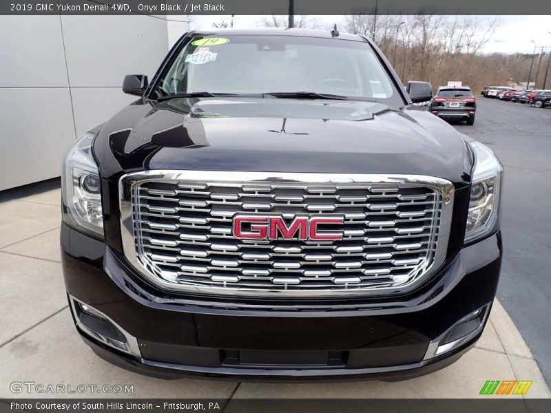Onyx Black / Jet Black 2019 GMC Yukon Denali 4WD