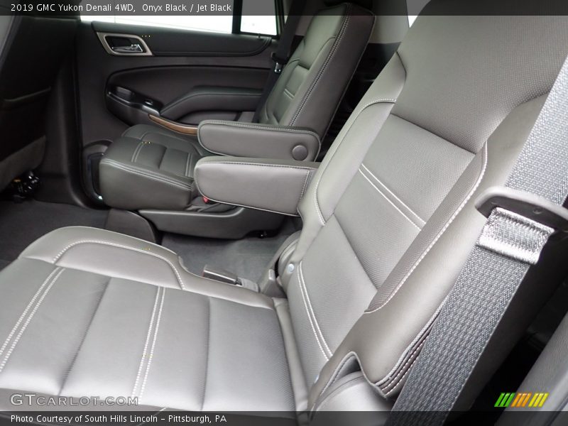 Onyx Black / Jet Black 2019 GMC Yukon Denali 4WD